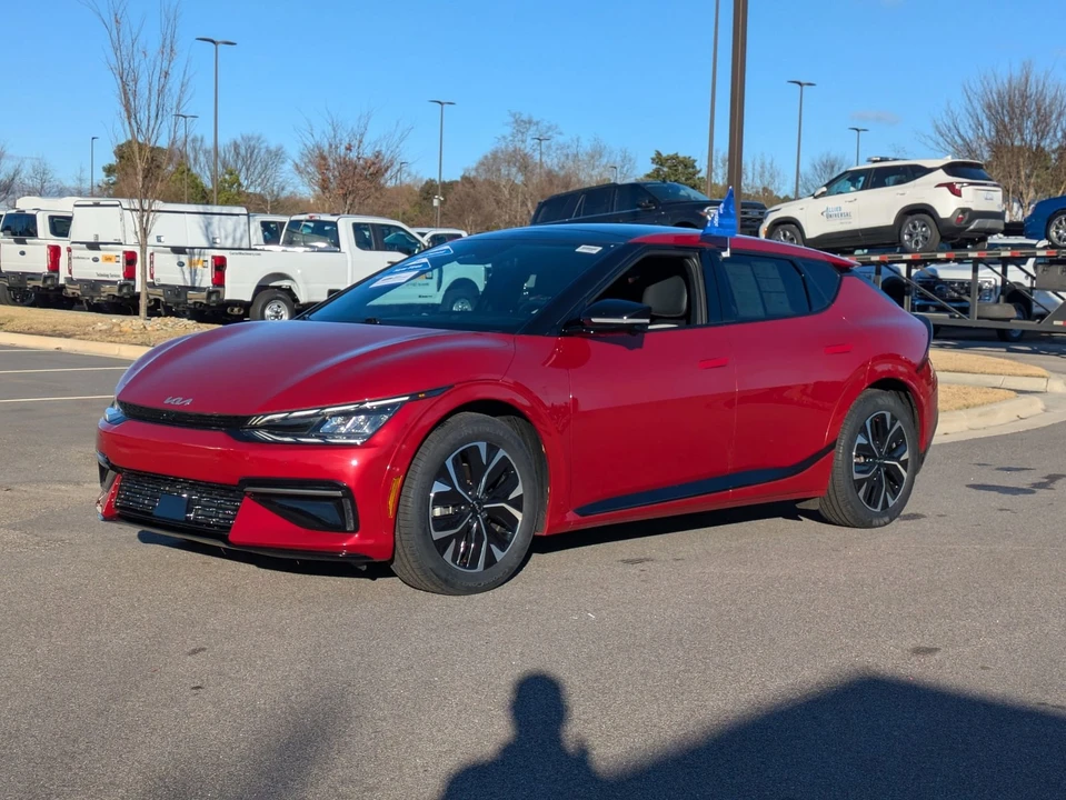 2024 Kia EV6 GT - Image 8 of 12