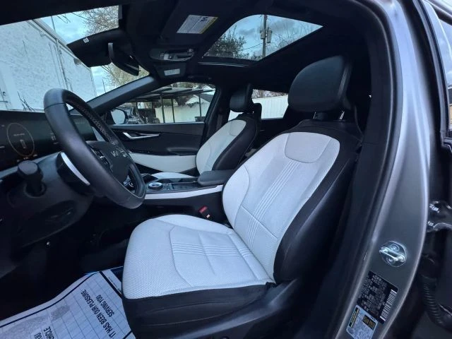 2024 Kia EV6 GT - Image 9 of 21