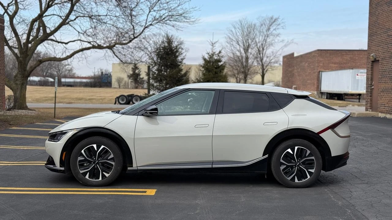2024 Kia EV6 - Image 4 of 21
