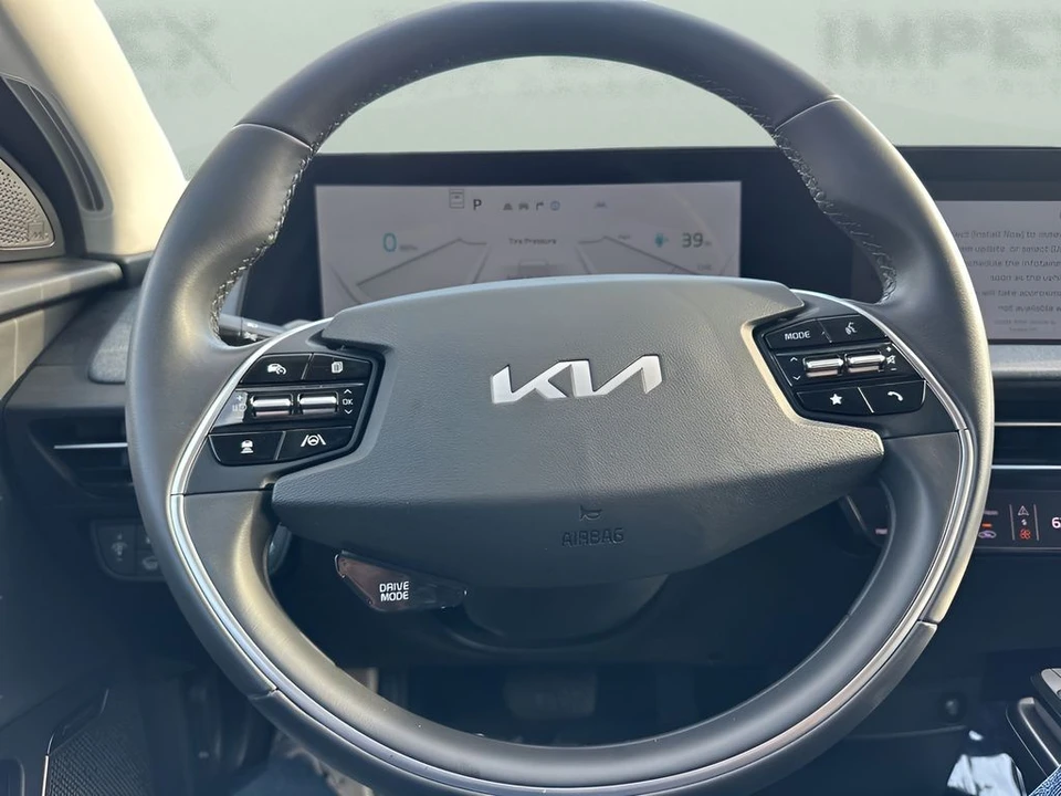 2024 Kia EV6 - Image 12 of 12