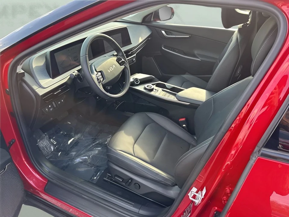 2024 Kia EV6 - Image 9 of 12