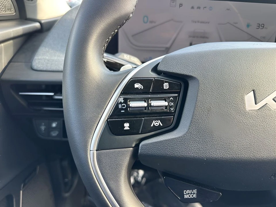 2024 Kia EV6 - Image 13 of 21