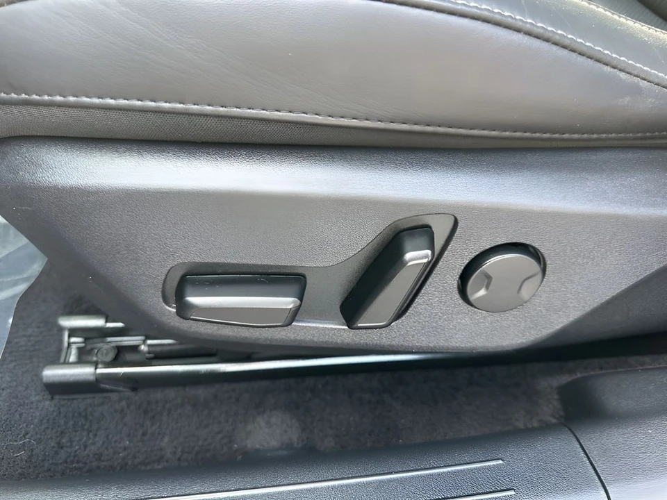 2024 Kia EV6 - Image 10 of 12