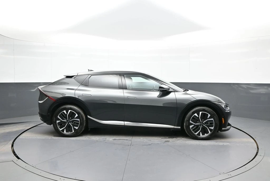 2024 Kia EV6 - Image 5 of 21