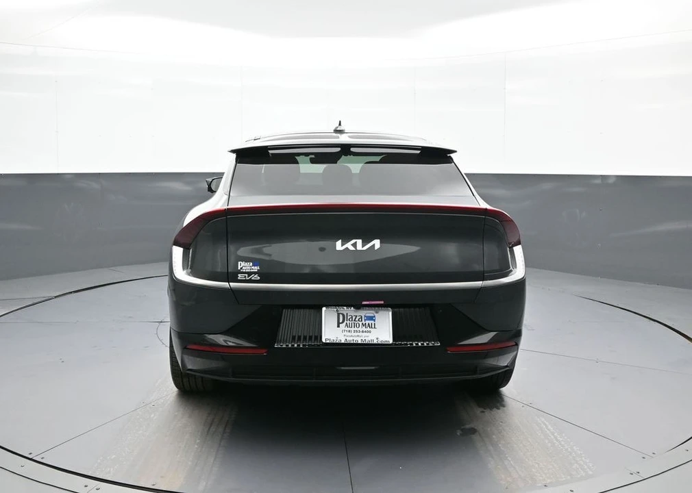 2024 Kia EV6 - Image 7 of 21
