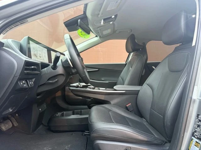 2024 Kia EV6 - Image 10 of 17