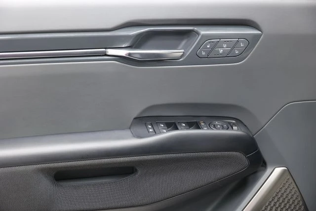 2024 Kia EV9 - Image 11 of 12