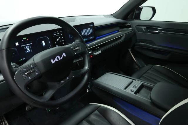 2024 Kia EV9 - Image 2 of 12