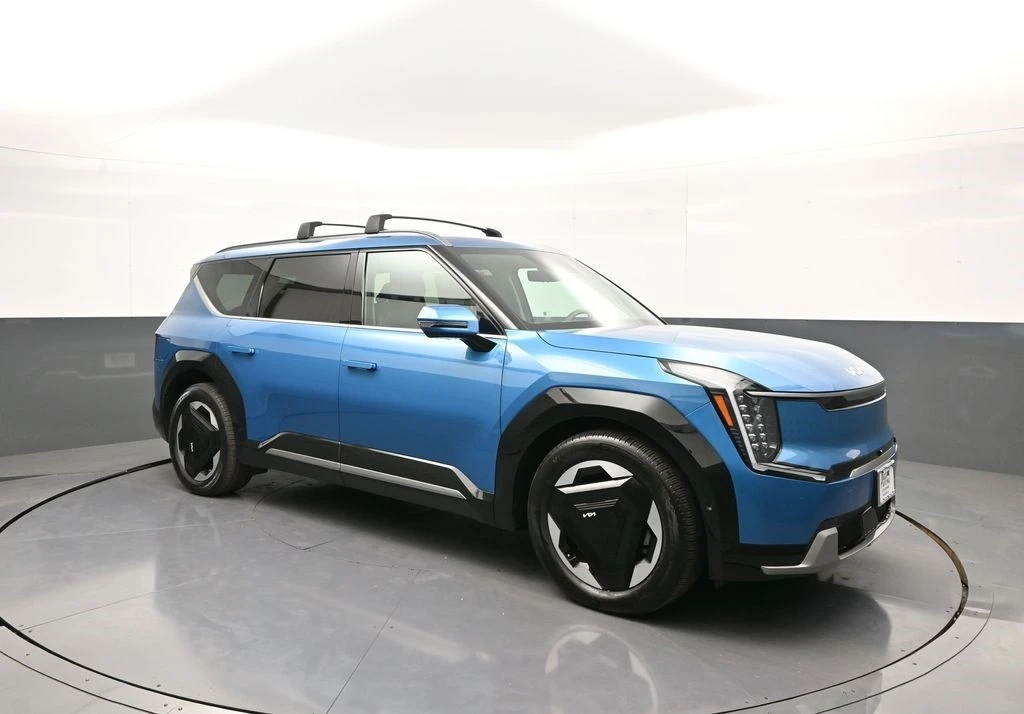 2024 Kia EV9 - Image 4 of 12