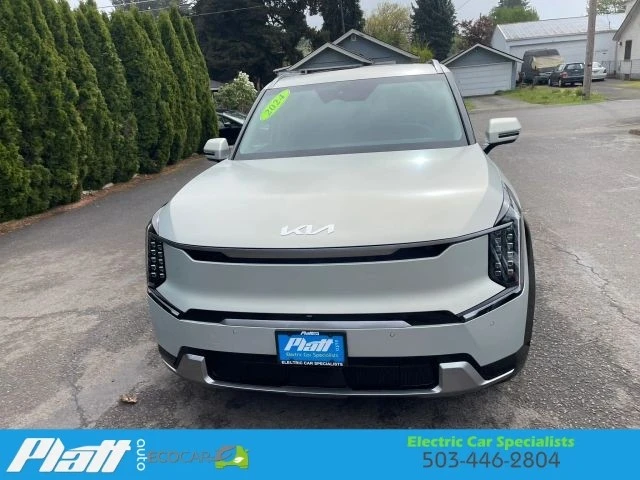 2024 Kia EV9 - Image 16 of 21