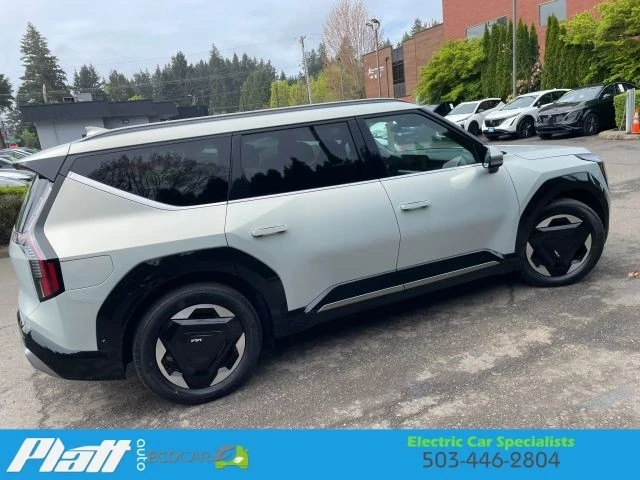 2024 Kia EV9 - Image 11 of 21