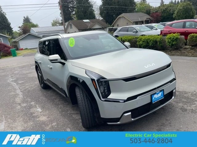 2024 Kia EV9 - Image 15 of 21