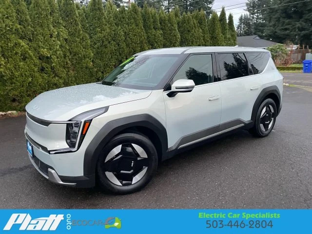 2024 Kia EV9 - Image 2 of 12