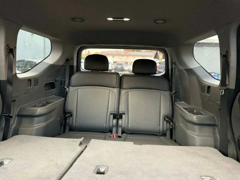 2024 Kia EV9 - Image 9 of 21