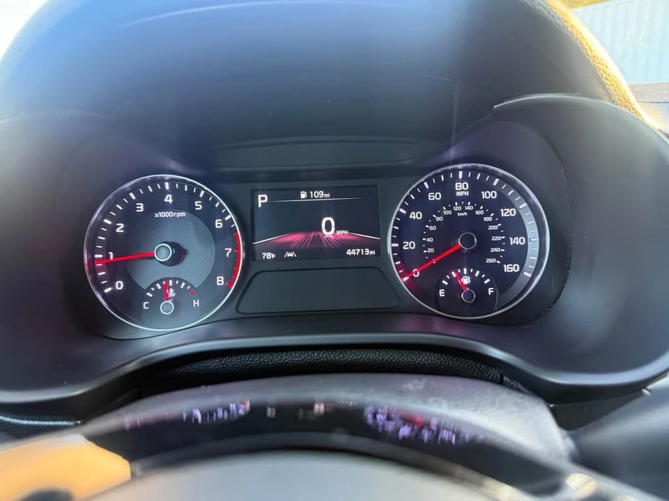 2024 Kia Forte - Image 8 of 10