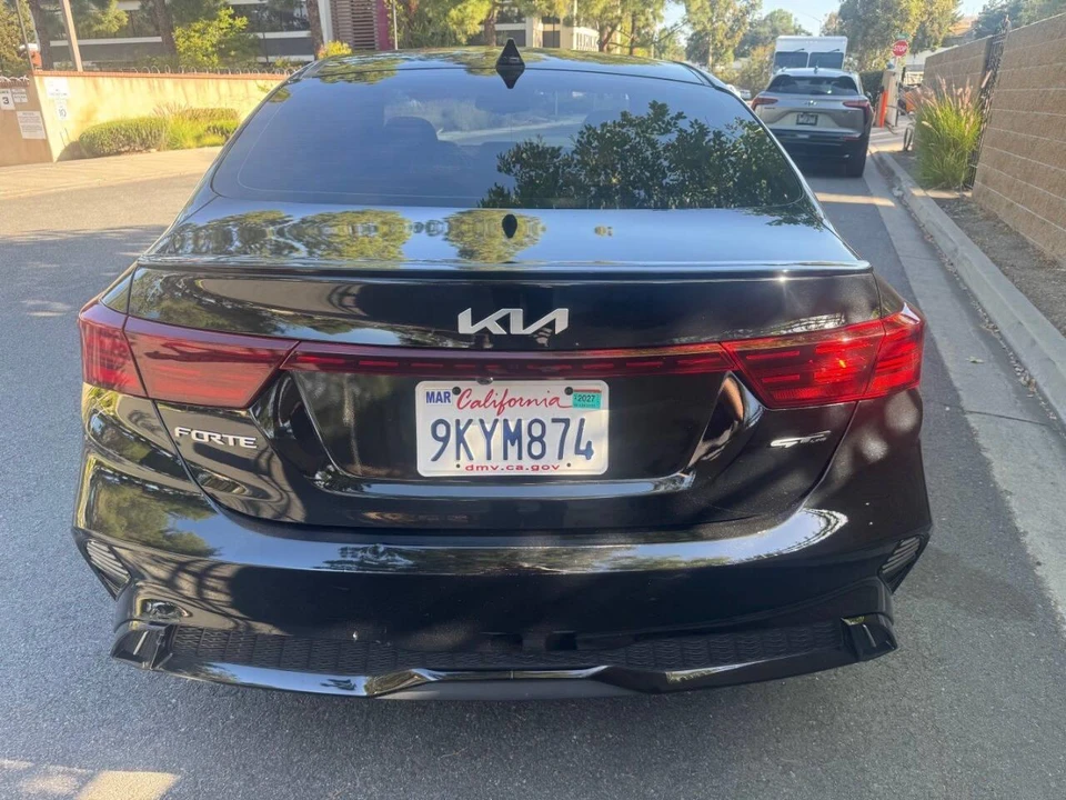 2024 Kia Forte - Image 9 of 18