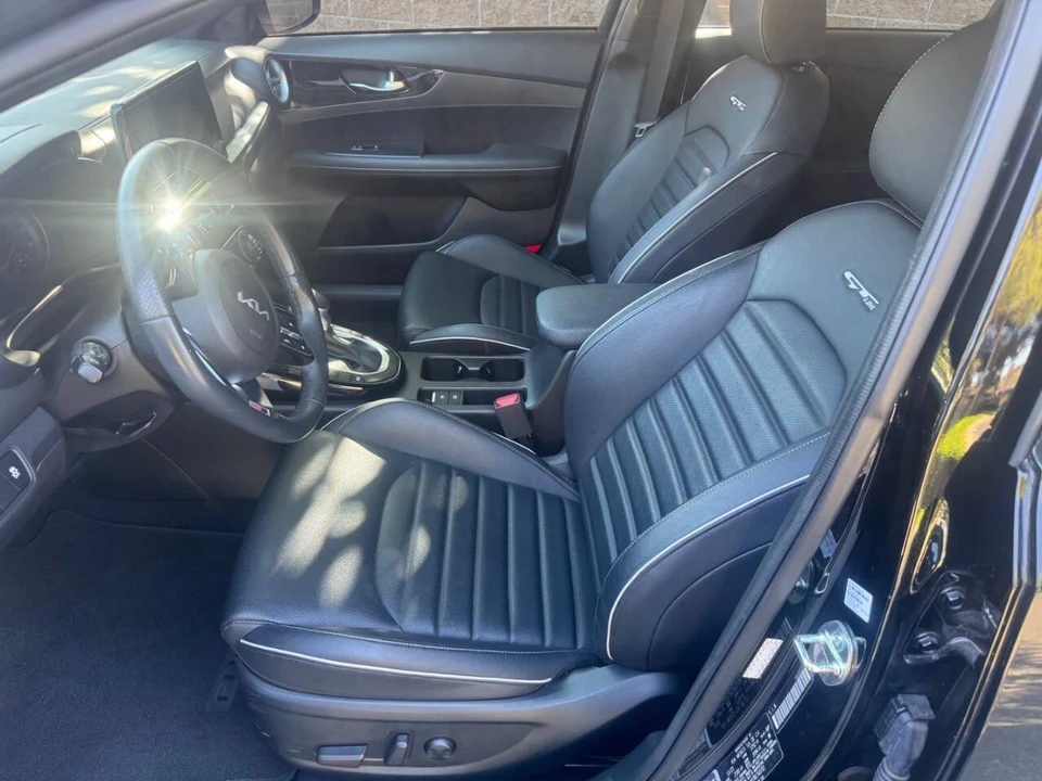2024 Kia Forte - Image 11 of 18