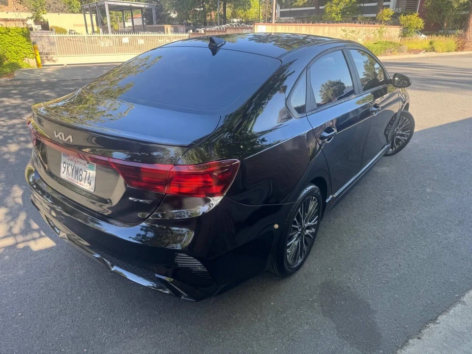 2024 Kia Forte - Image 3 of 18