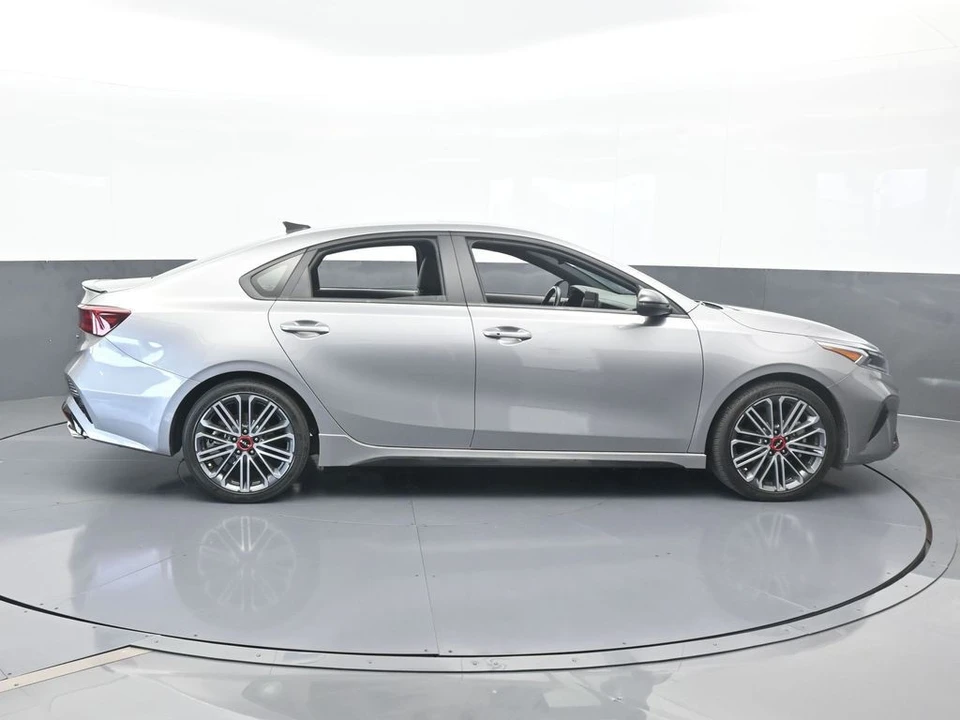 2024 Kia Forte - Image 7 of 12