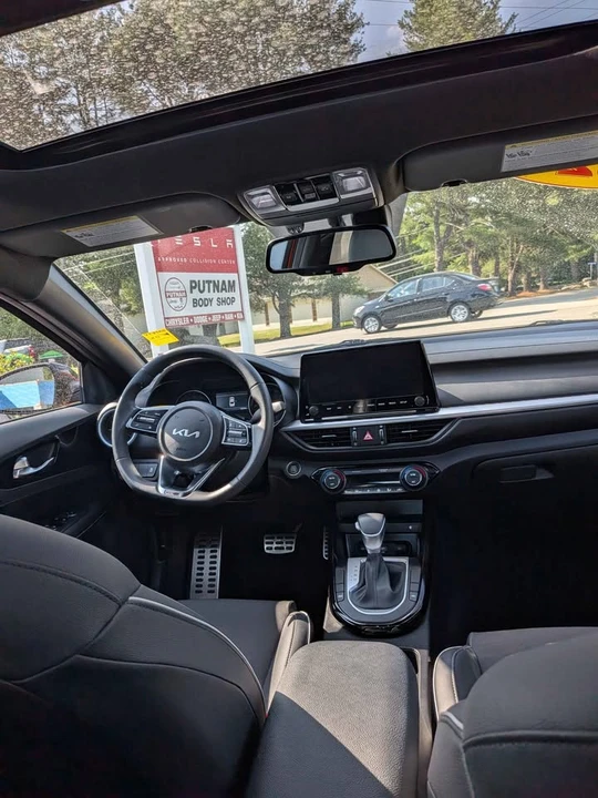 2024 Kia Forte - Image 6 of 8