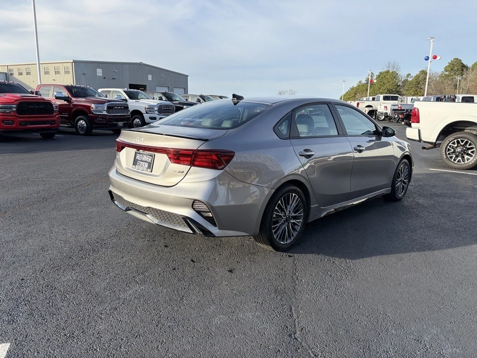 2024 Kia Forte - Image 5 of 12