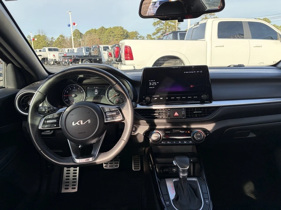 2024 Kia Forte - Image 11 of 12