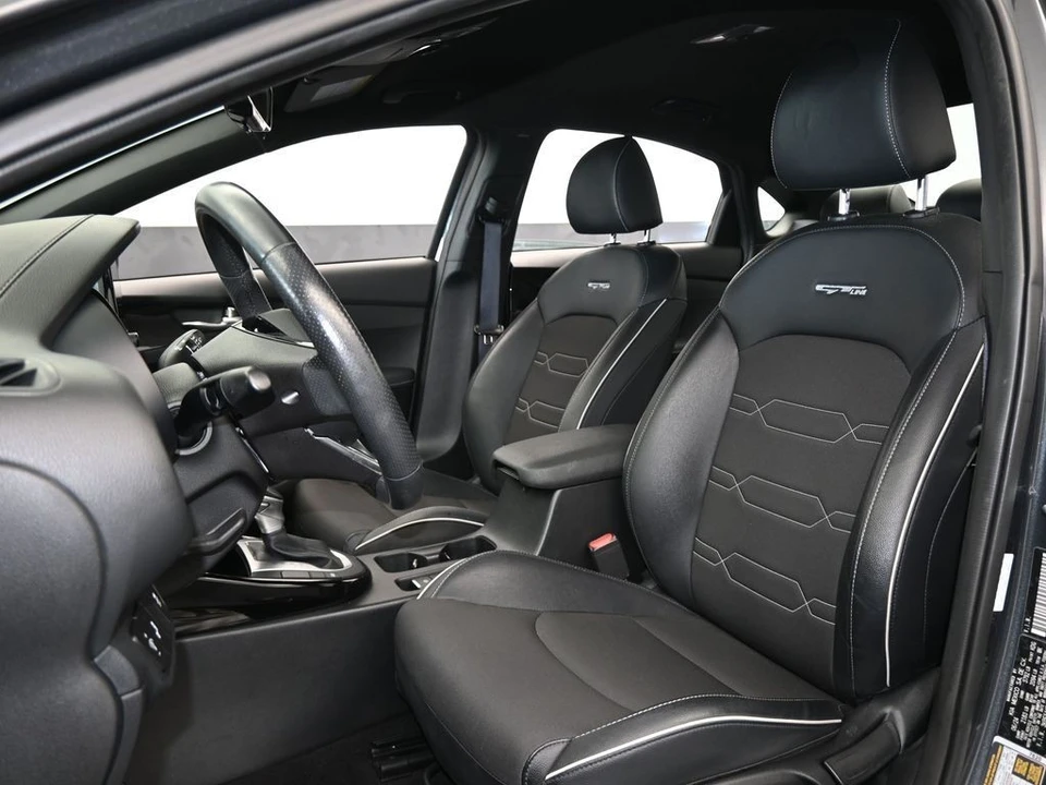 2024 Kia Forte - Image 10 of 12