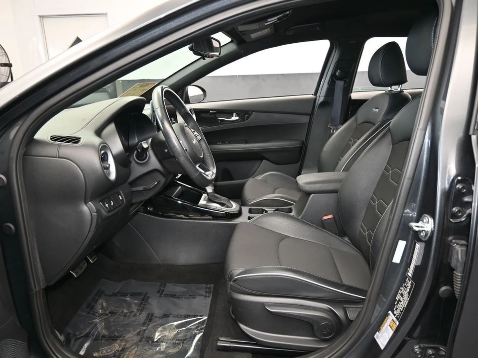2024 Kia Forte - Image 11 of 12