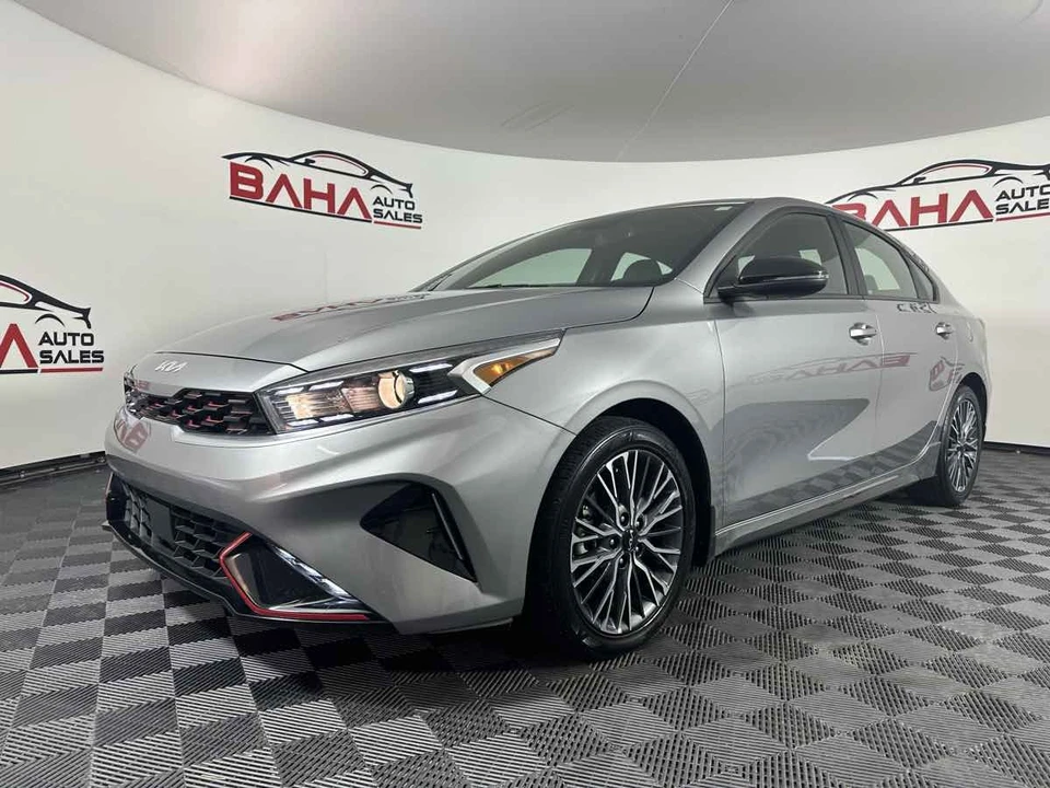 2024 Kia Forte - Image 2 of 21