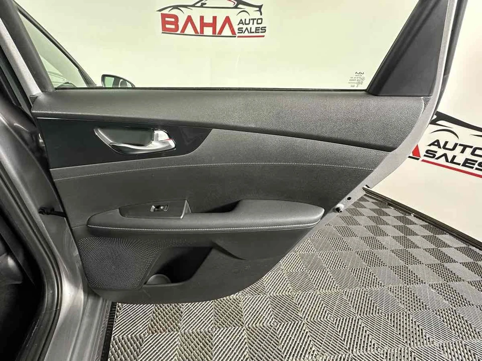 2024 Kia Forte - Image 20 of 21