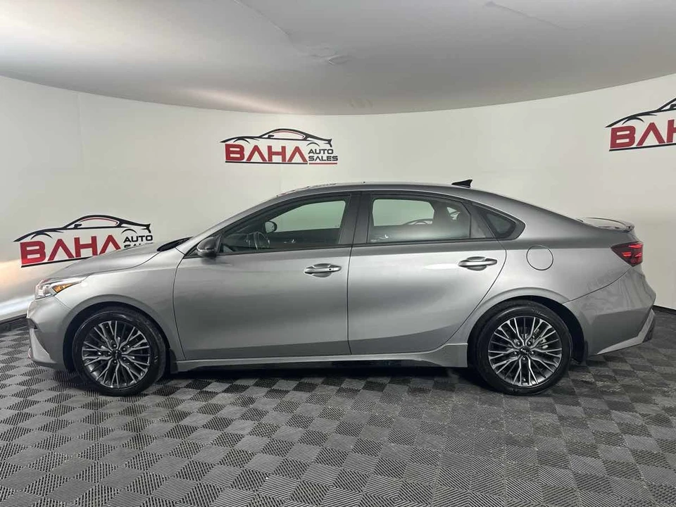 2024 Kia Forte - Image 4 of 21