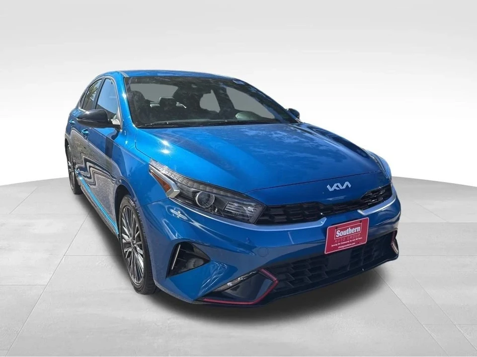 2024 Kia Forte - Image 6 of 12