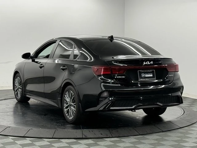 2024 Kia Forte - Image 10 of 12