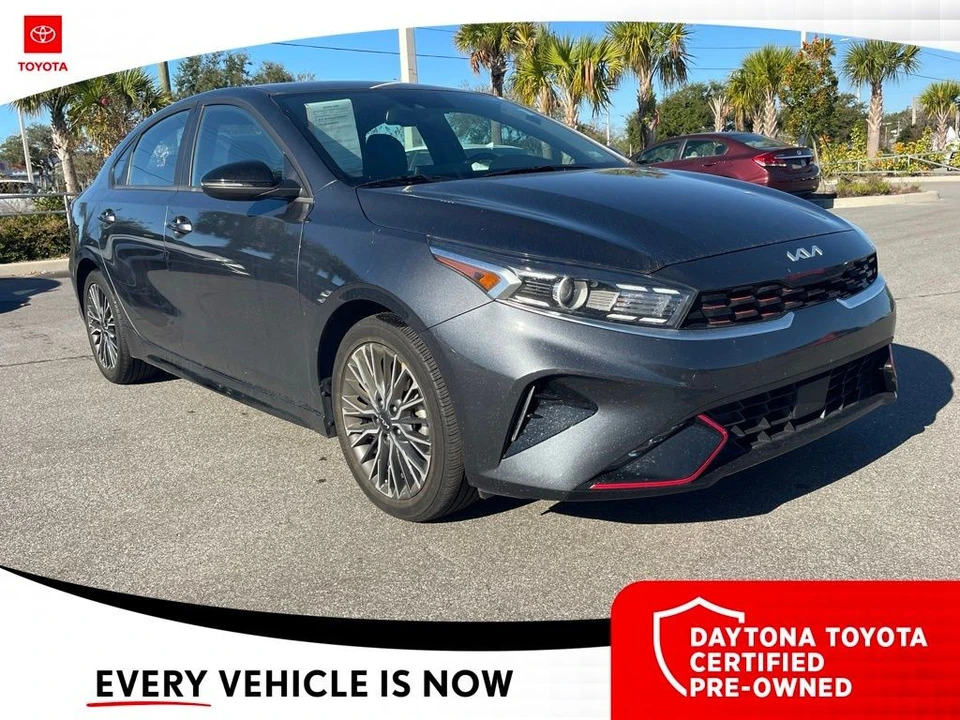 2024 Kia Forte - Image 9 of 10