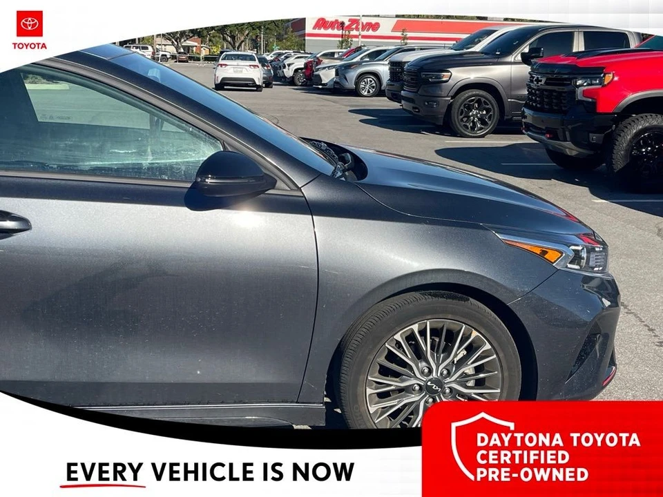 2024 Kia Forte - Image 4 of 10
