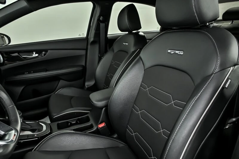 2024 Kia Forte - Image 18 of 21