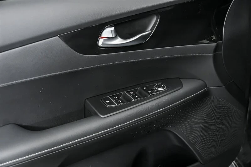 2024 Kia Forte - Image 15 of 21