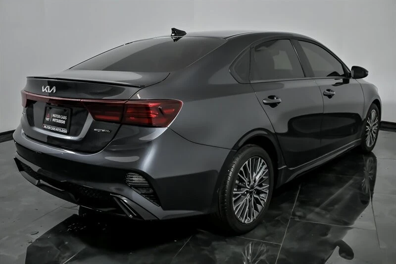 2024 Kia Forte - Image 10 of 21