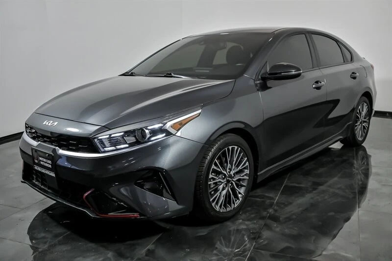 2024 Kia Forte - Image 5 of 21