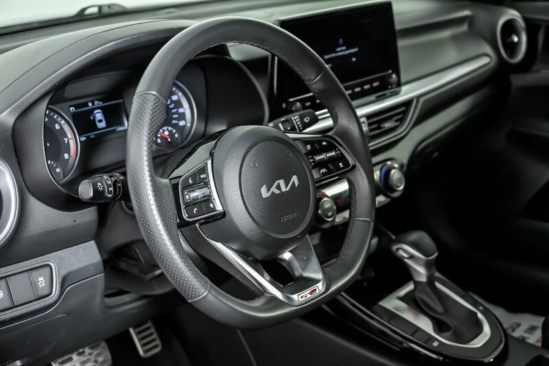 2024 Kia Forte - Image 20 of 21