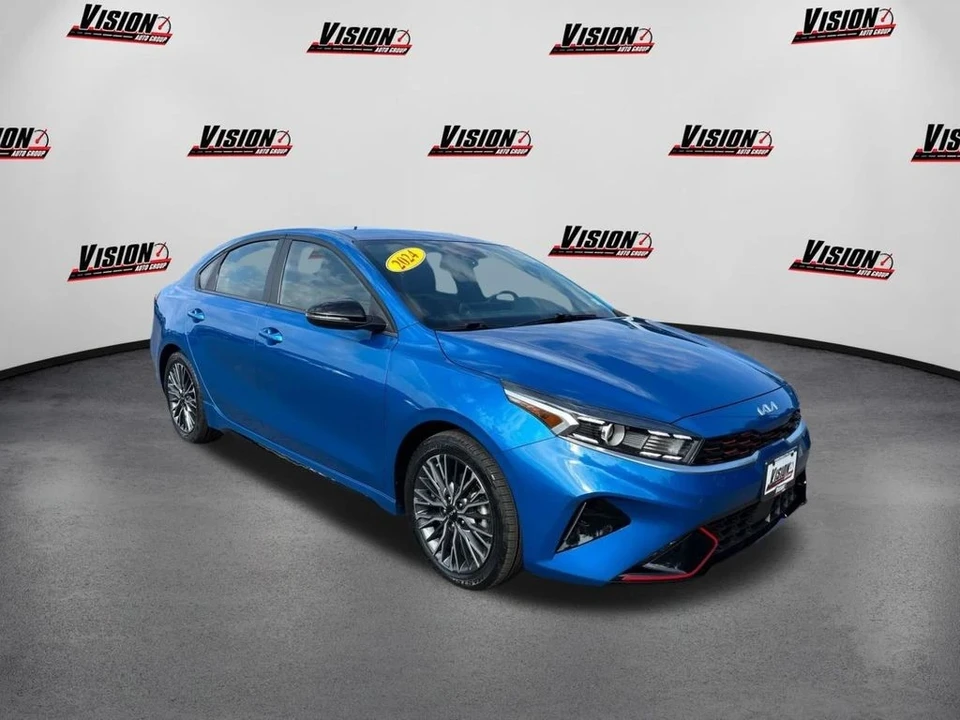 2024 Kia Forte - Image 3 of 12