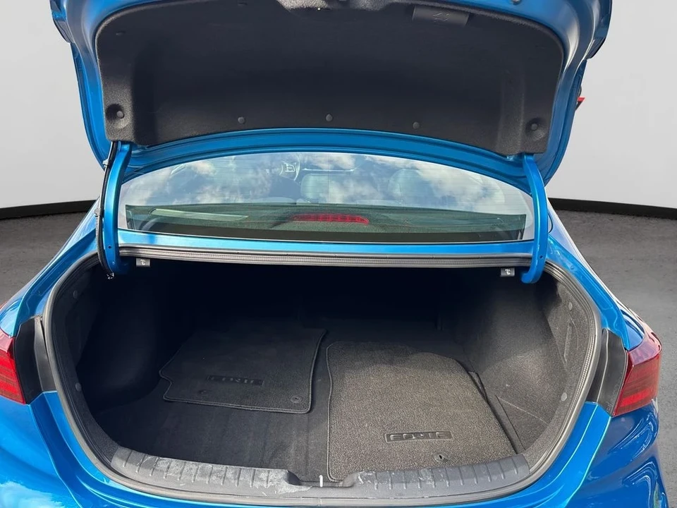 2024 Kia Forte - Image 11 of 12