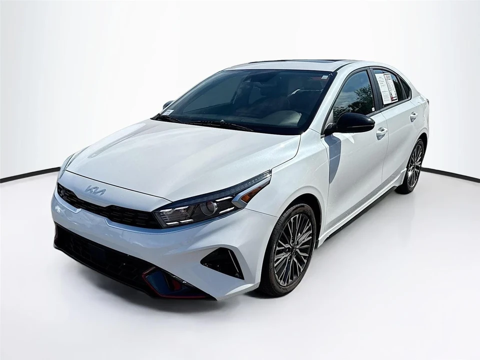 2024 Kia Forte - Image 3 of 21