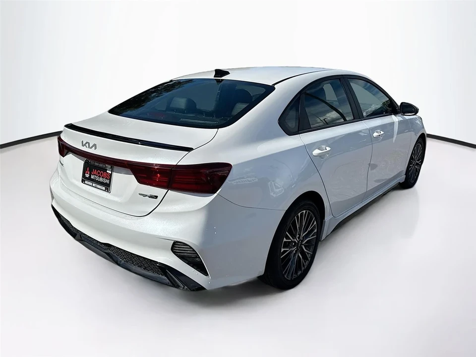 2024 Kia Forte - Image 7 of 21