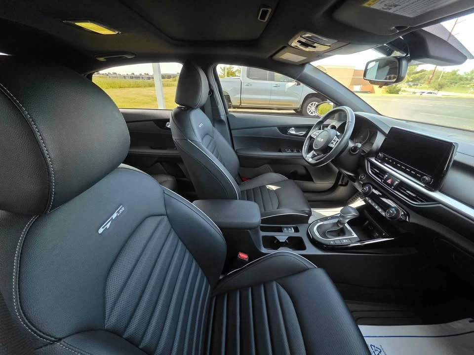 2024 Kia Forte - Image 4 of 8