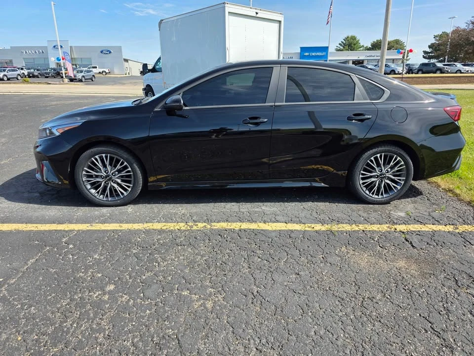 2024 Kia Forte - Image 3 of 8