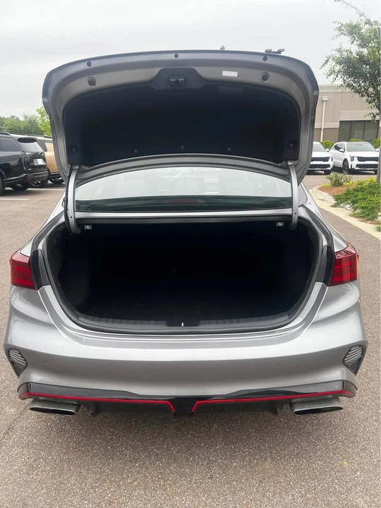 2024 Kia Forte - Image 11 of 19
