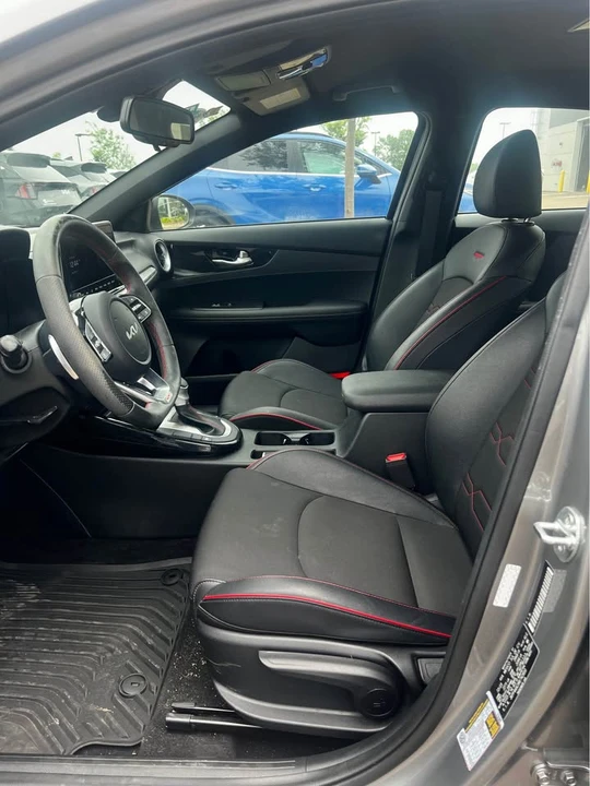 2024 Kia Forte - Image 16 of 19
