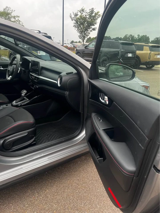 2024 Kia Forte - Image 7 of 19