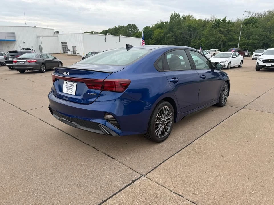 2024 Kia Forte - Image 4 of 16